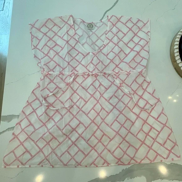 Beaufort Bonnet Tipsy Tunic - Bamboo Proverbs With Hamptons Hot Pink - Picture 3 of 7